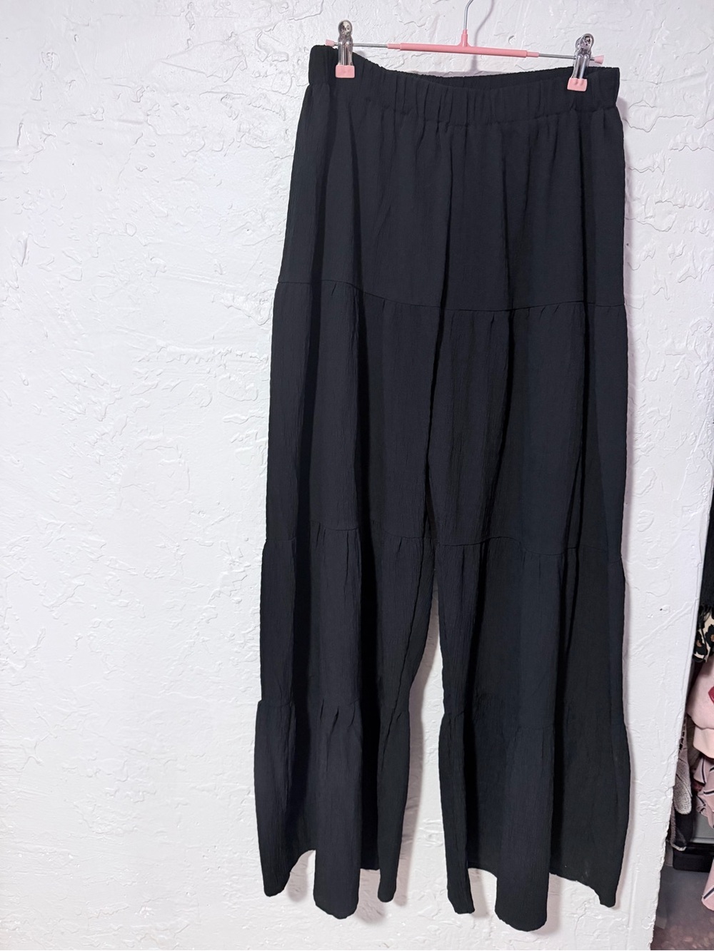 SHEIN Black Elastic-Waist Tiered Wide-Leg Pants
